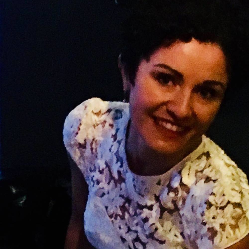 Meet your Posher, Elif